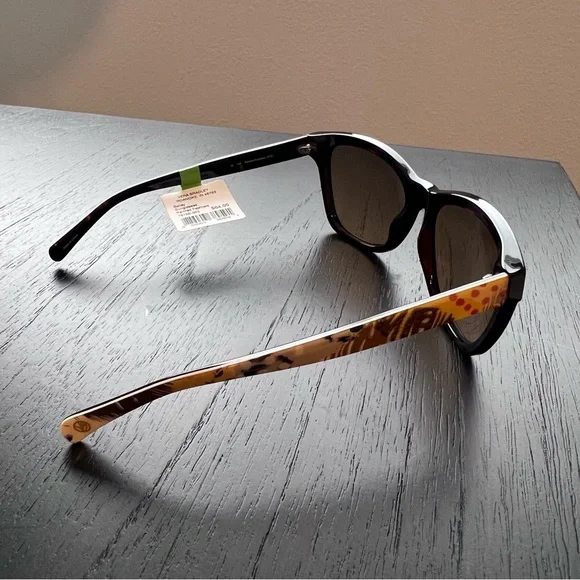 Vera Bradley Bailey Painted Feathers Sunglasses